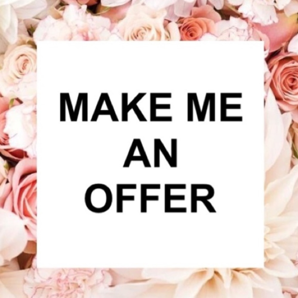 MAKE ME AN OFFER! CLOSET CLEAR OUT!